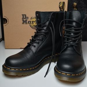 Dr Marten Pascal Black Color Muted Leather